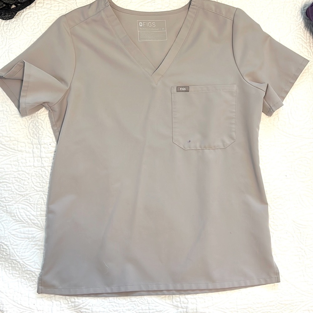 FIGS Slate Medium Catarina Scrub top